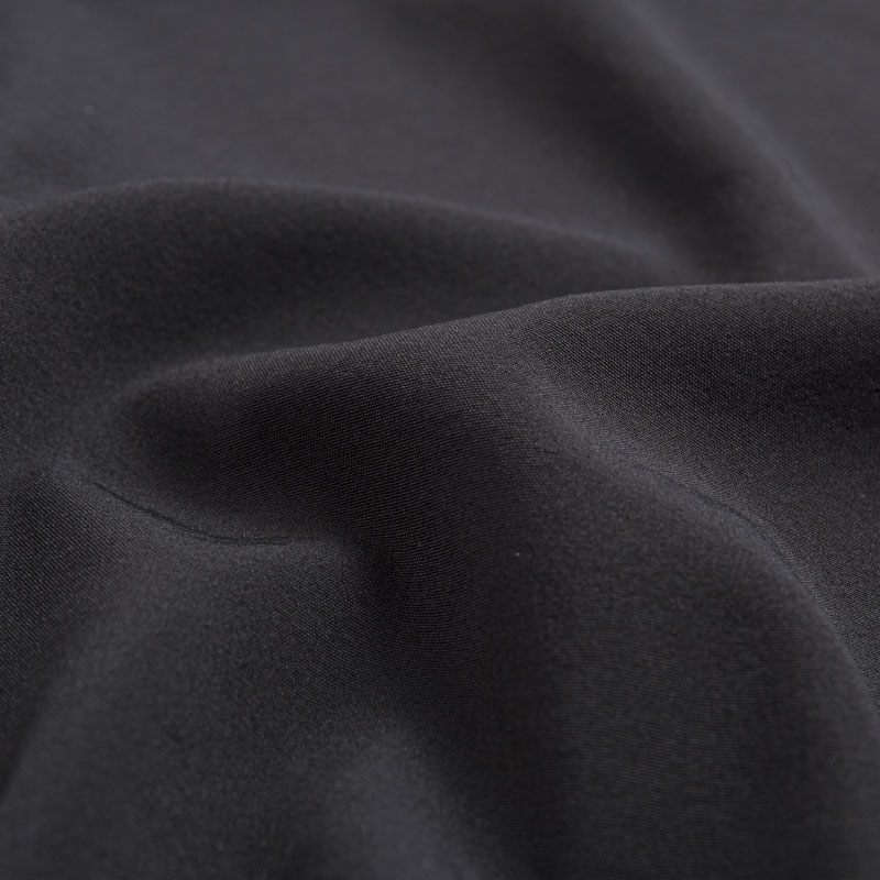 XSKF 100D 130 g/m² vierseitiges Stretchgewebe (Kaffee-Carbon).