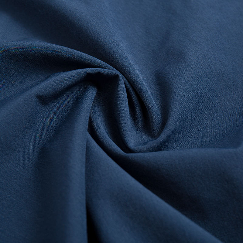 125 g/m² Nylon-4-Wege-Stretch-Schuss-Twist-C0DWR-Gewebe