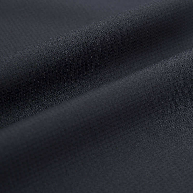 85 g/m² Mattgitter-Midpoint-Cool-Garnstoff